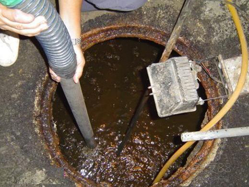 郎溪隔油池清理